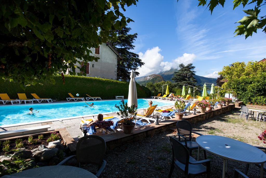 Hotel Du Lac Talloires Bagian luar foto