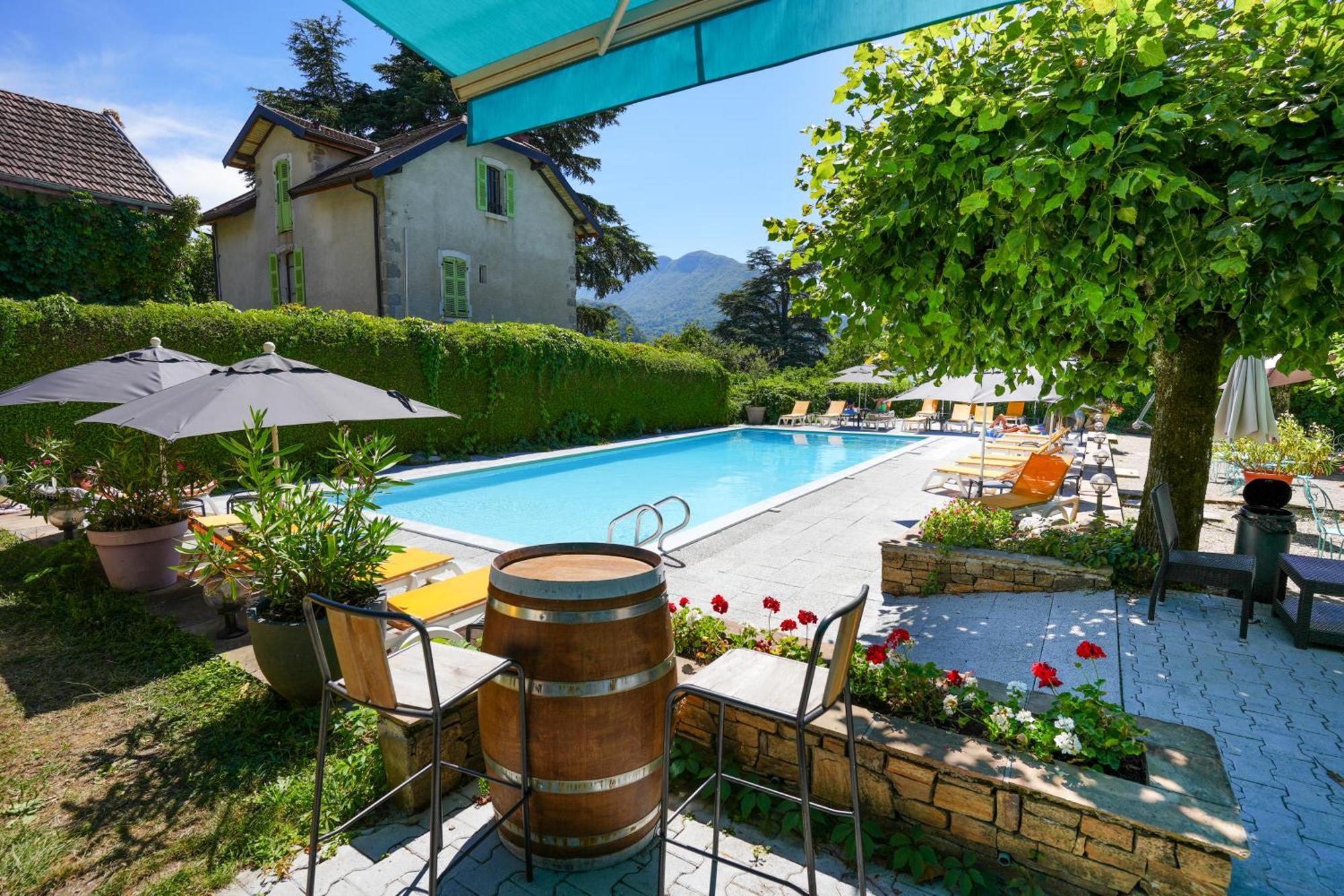 Hotel Du Lac Talloires Bagian luar foto